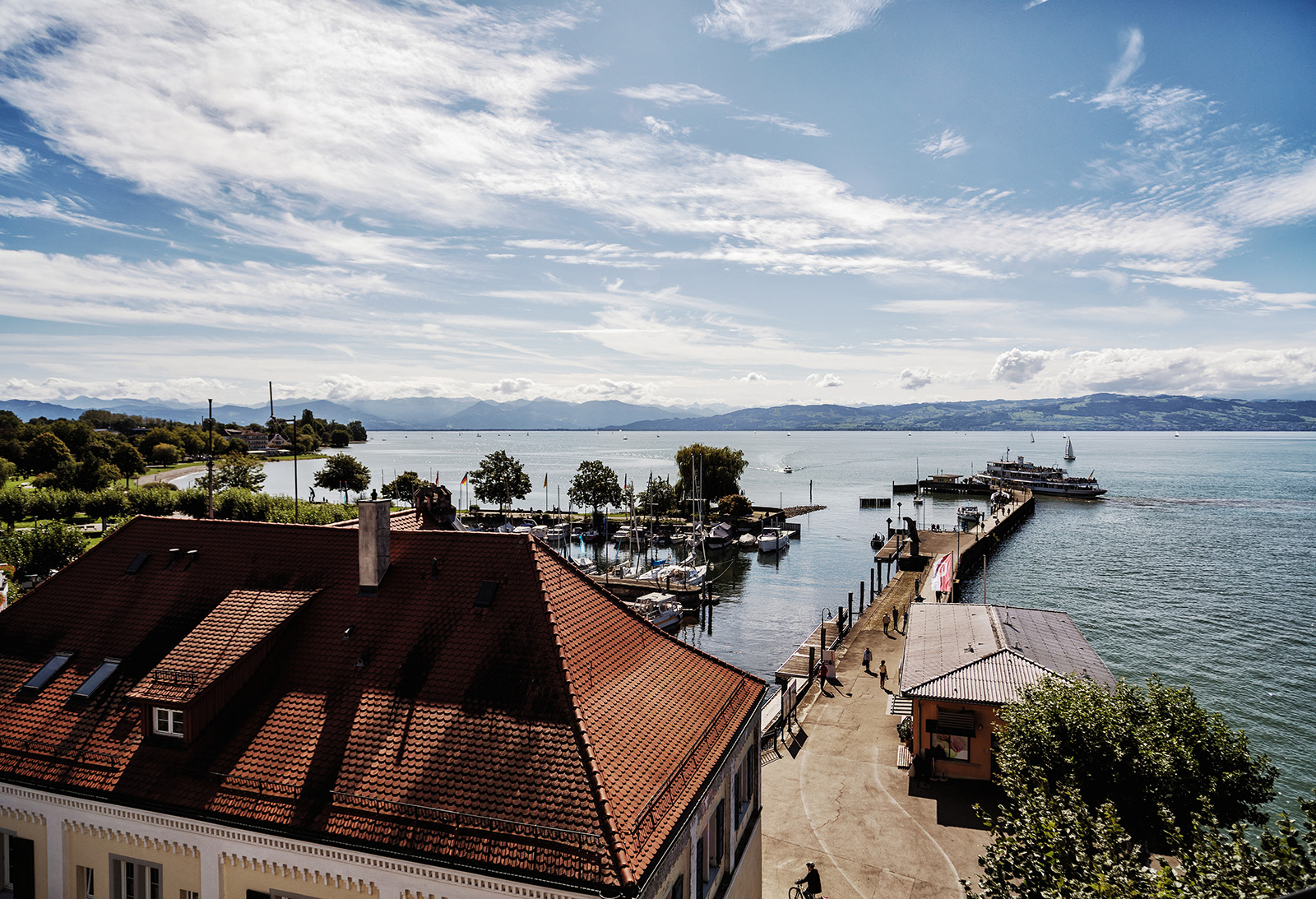 Blick aus dem Balkon auf den Bodensee im Hotel Seevital in Langenargen